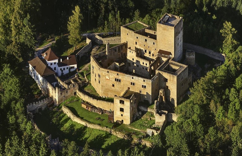 Castle Landštejn, Staré Město pod Landštejnem, Czechia, Czech Republic (Czechia)